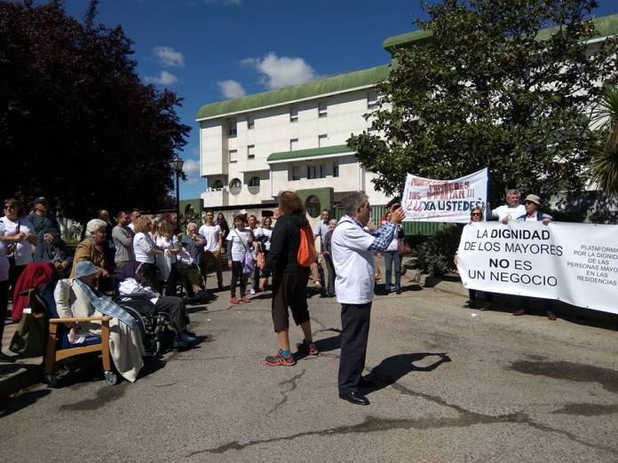 (ALCORCÓN) La falta de personal en la residencia pública de mayores ...